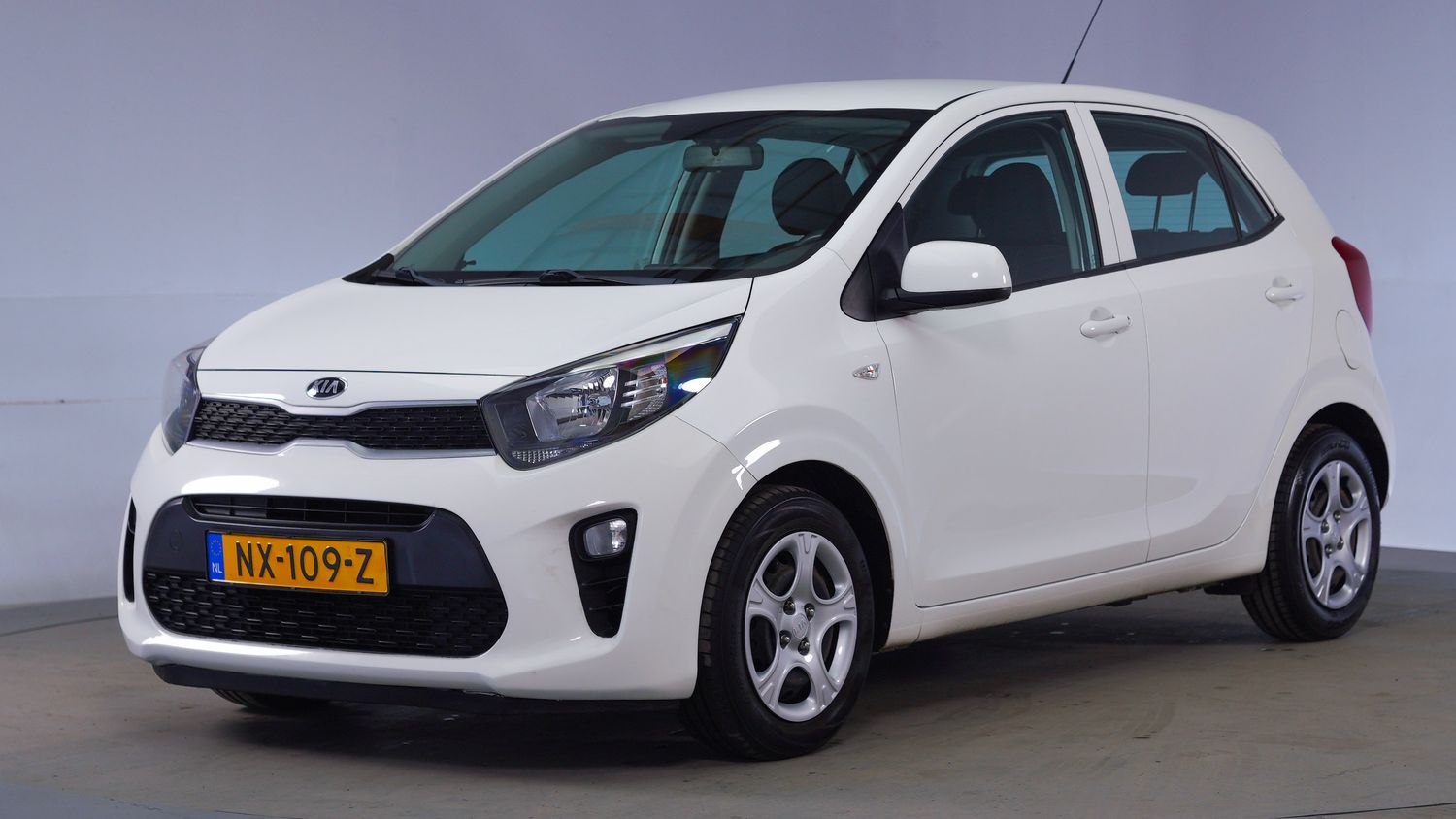 Kia Picanto Hatchback 2017 NX-109-Z 1