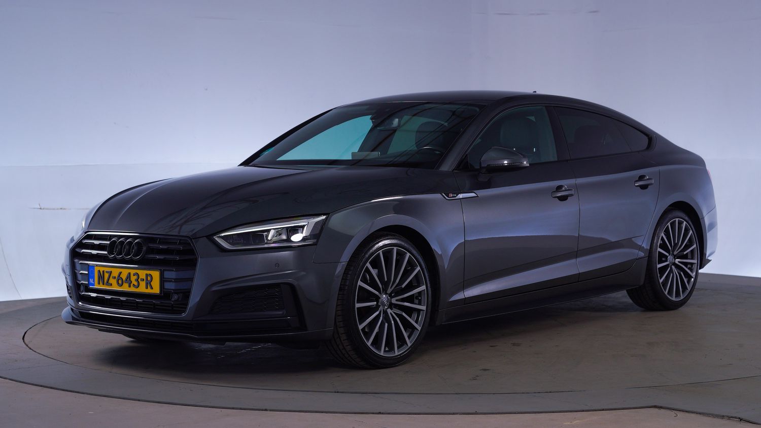Audi A5 Hatchback 2017 NZ-643-R 1