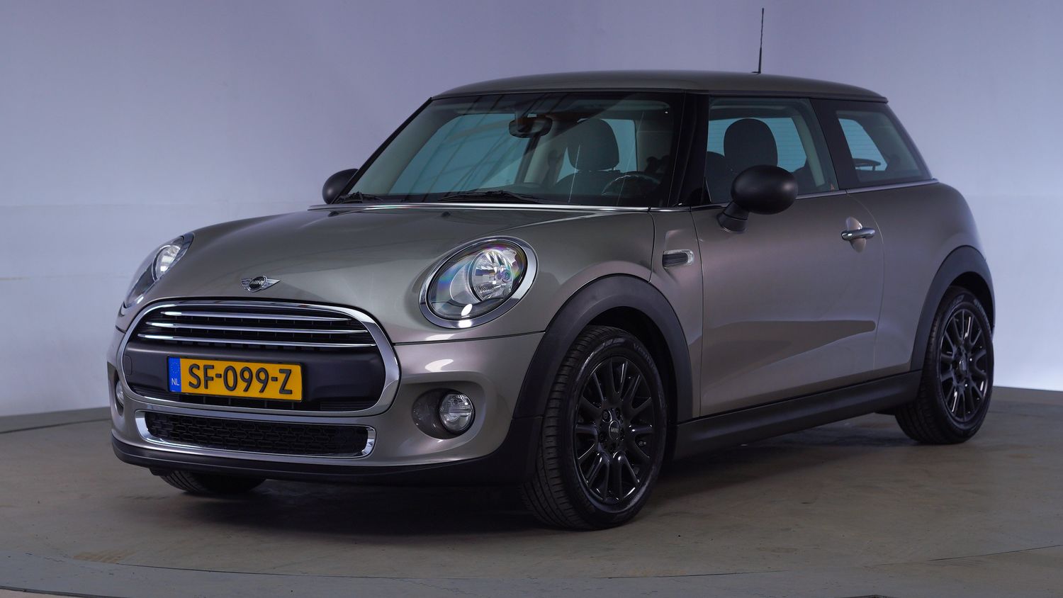 Mini One Hatchback 2018 SF-099-Z 1