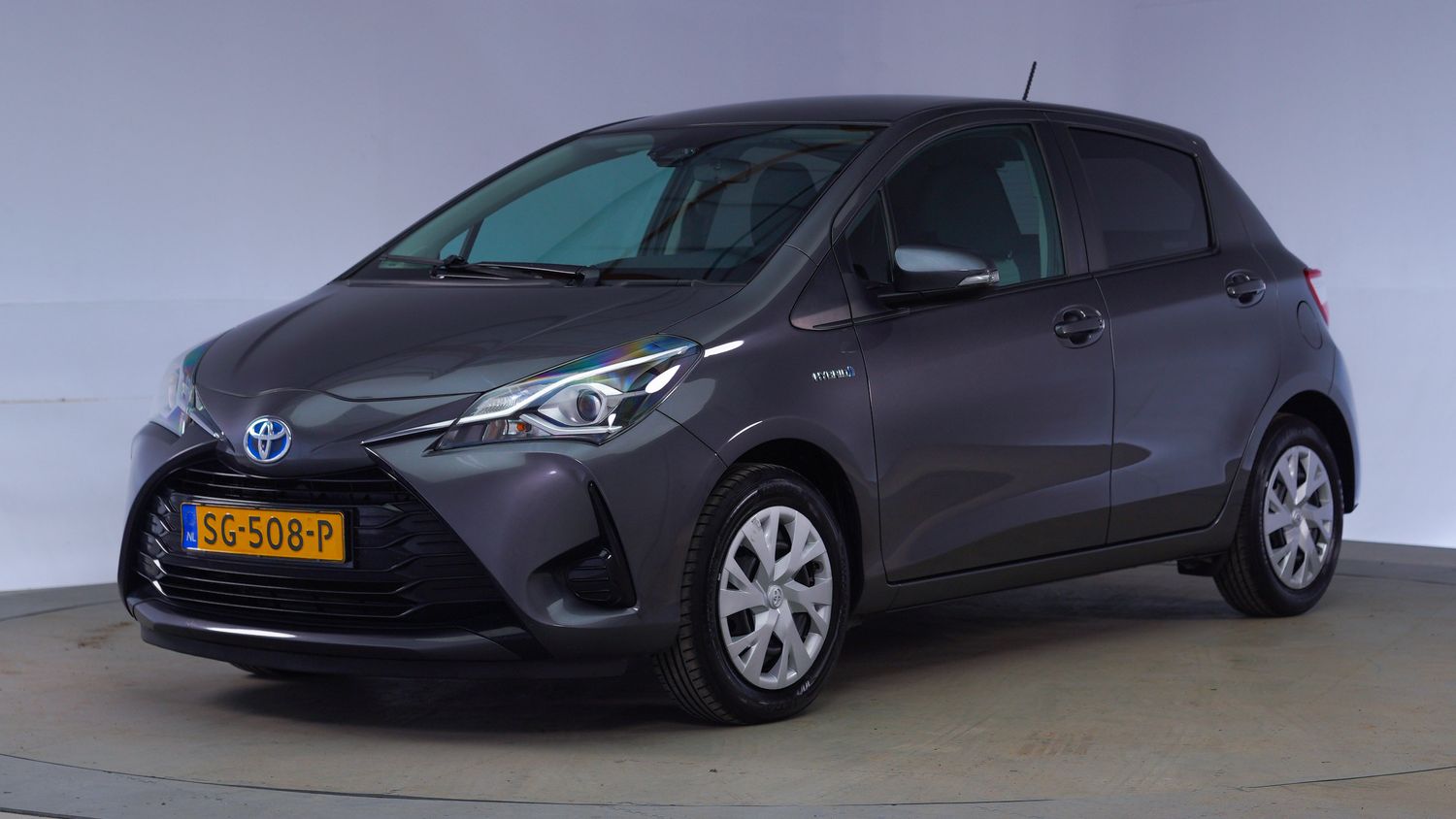 Toyota Yaris Hatchback 2018 SG-508-P 1