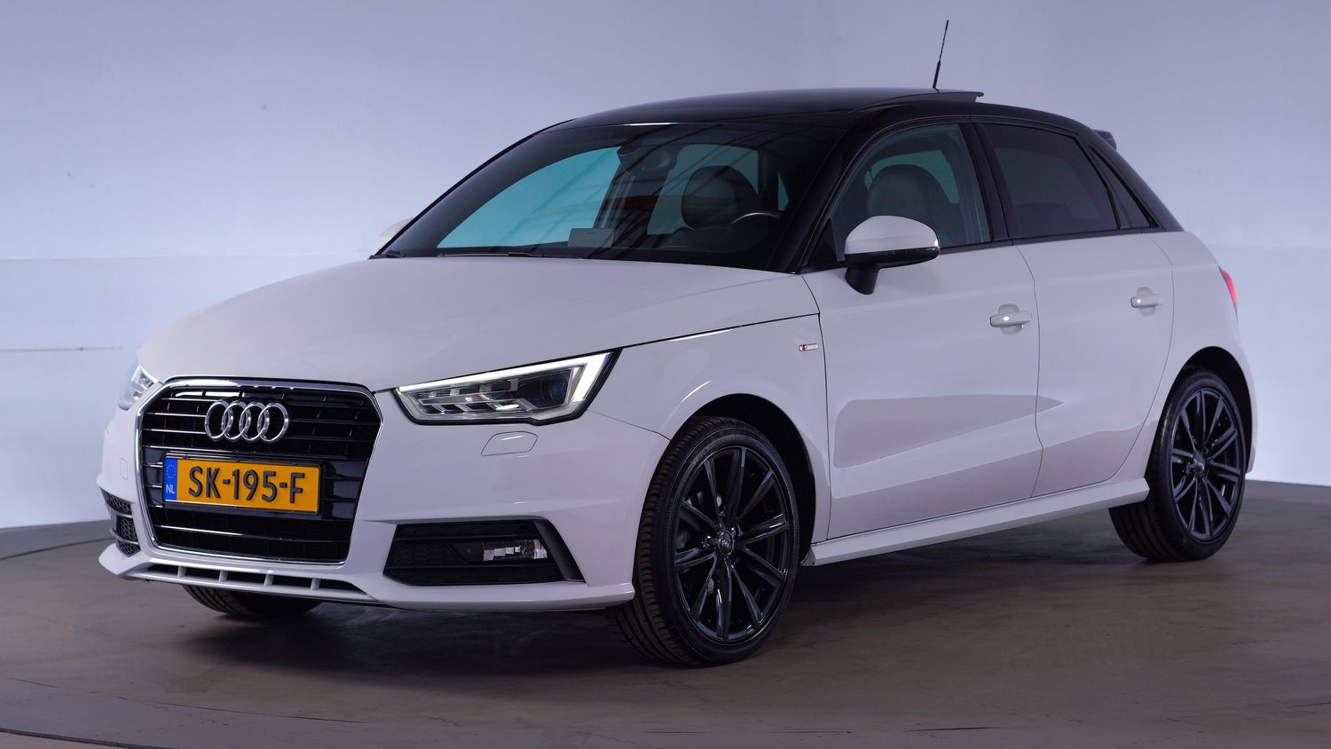 Audi A1 Hatchback 2018 SK-195-F 1