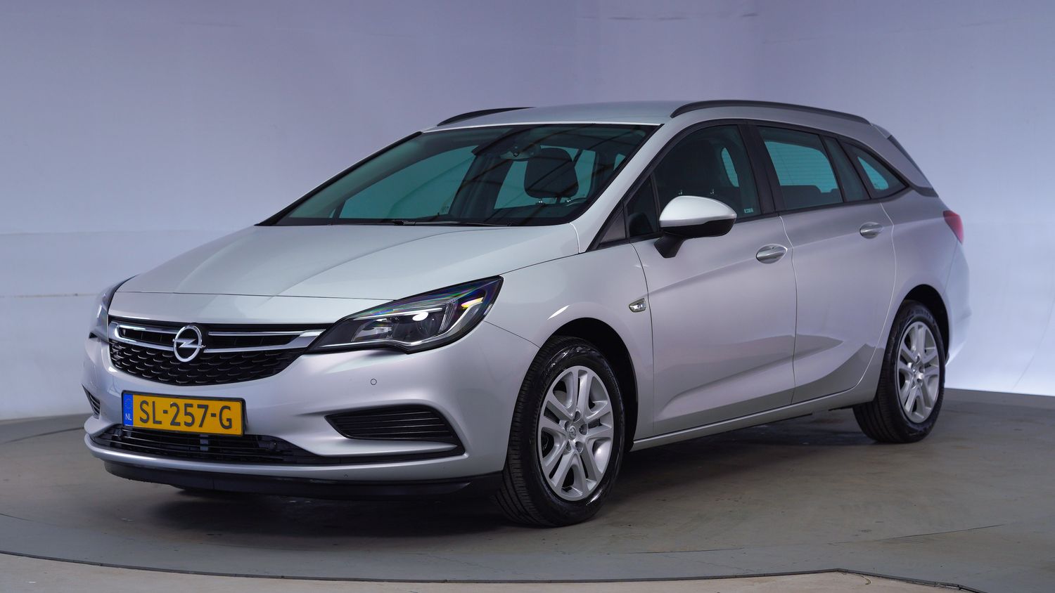 Opel Astra Station 2018 SL-257-G 1