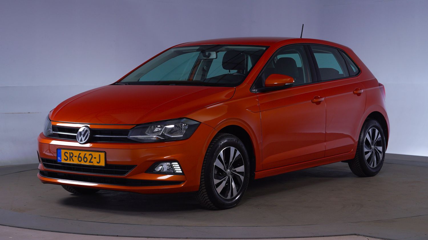 Volkswagen Polo Hatchback 2018 SR-662-J 1