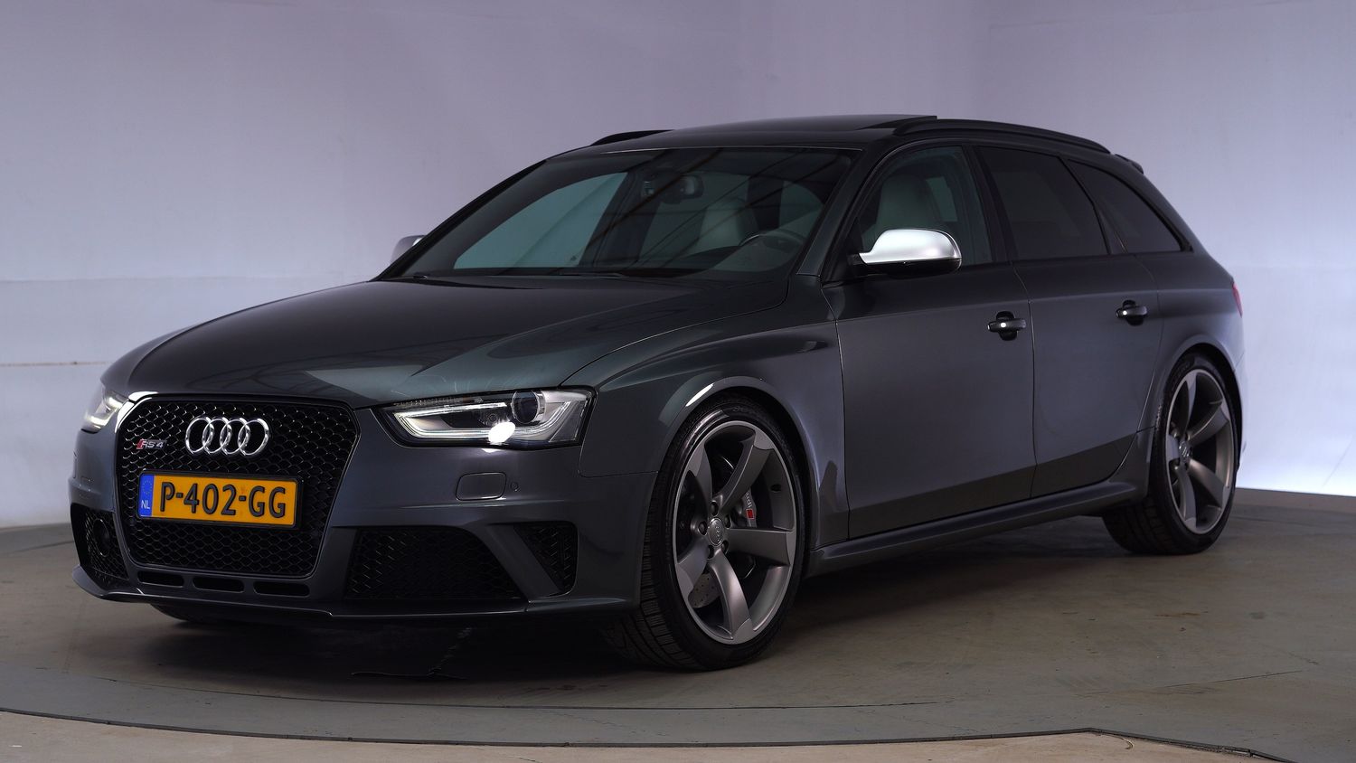 Audi RS4 Station 2013 P-402-GG 1