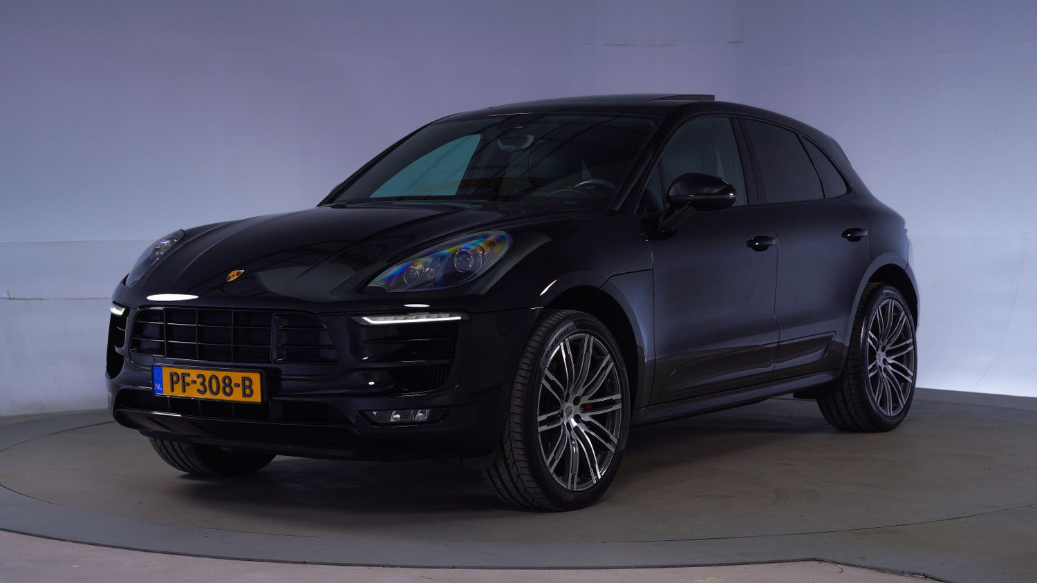 Porsche Macan SUV / Terreinwagen 2015 PF-308-B 1