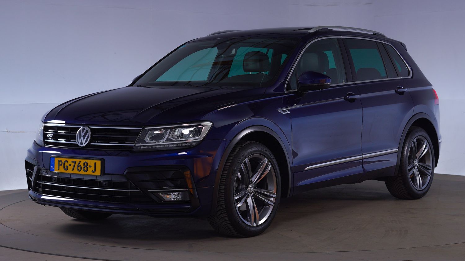 Volkswagen Tiguan SUV / Terreinwagen 2017 PG-768-J 1