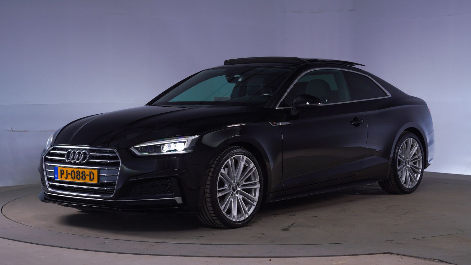 Audi A5 Coupé 2018 PJ-088-D 1