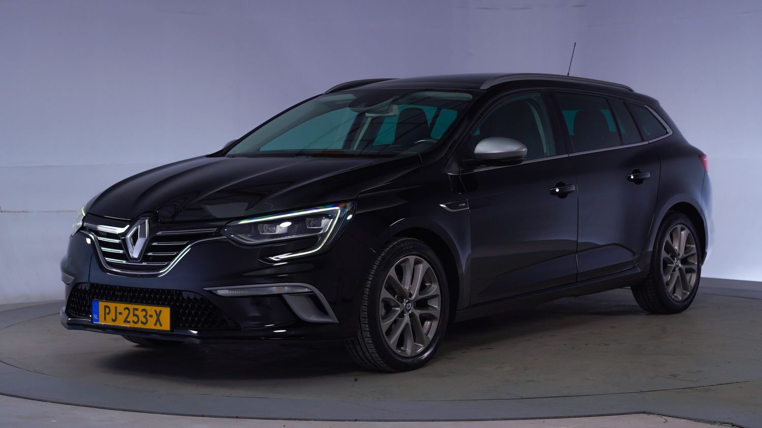 Renault Mégane Station 2017 PJ-253-X 1