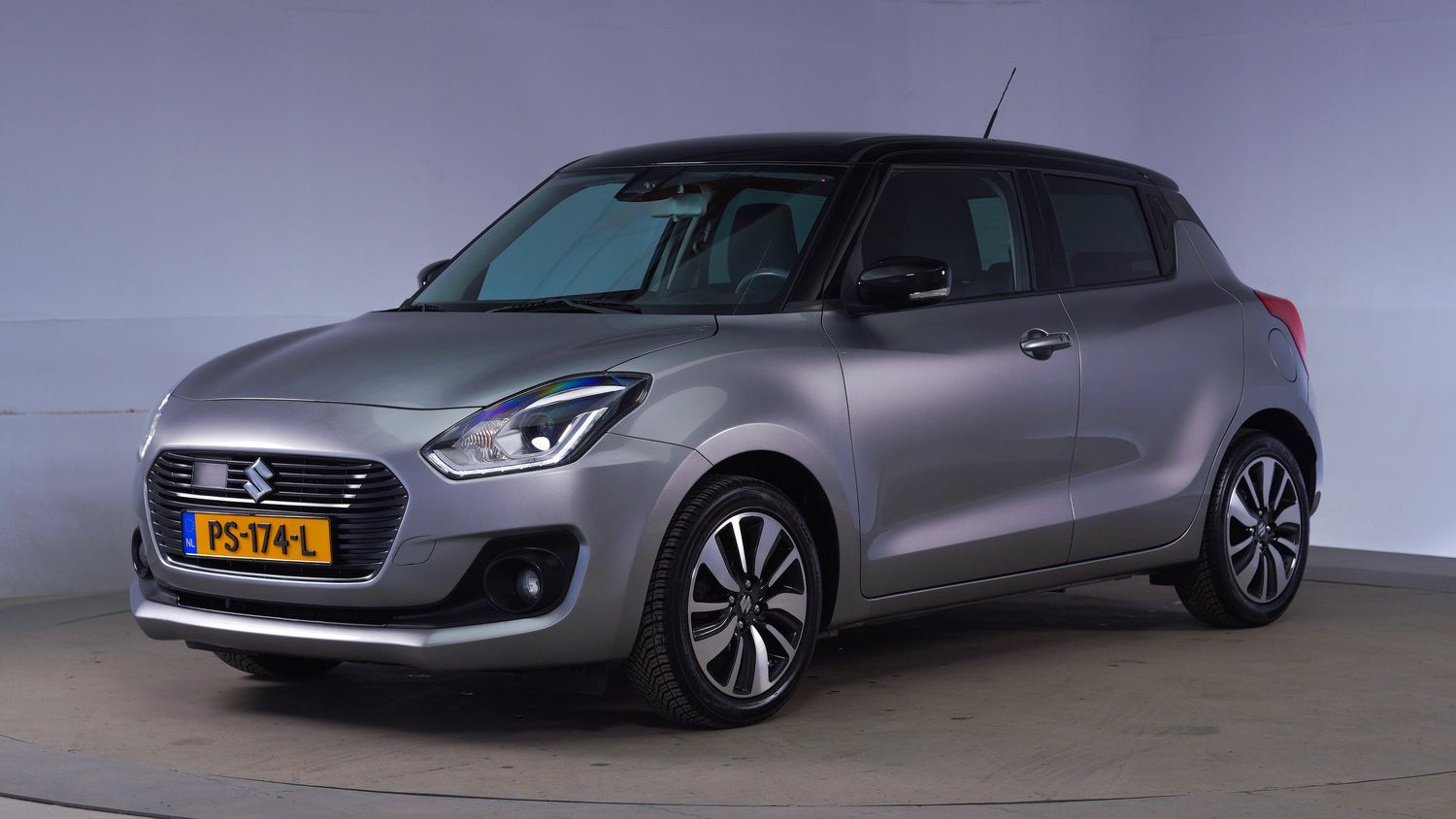 Suzuki Swift Hatchback 2017 PS-174-L 1