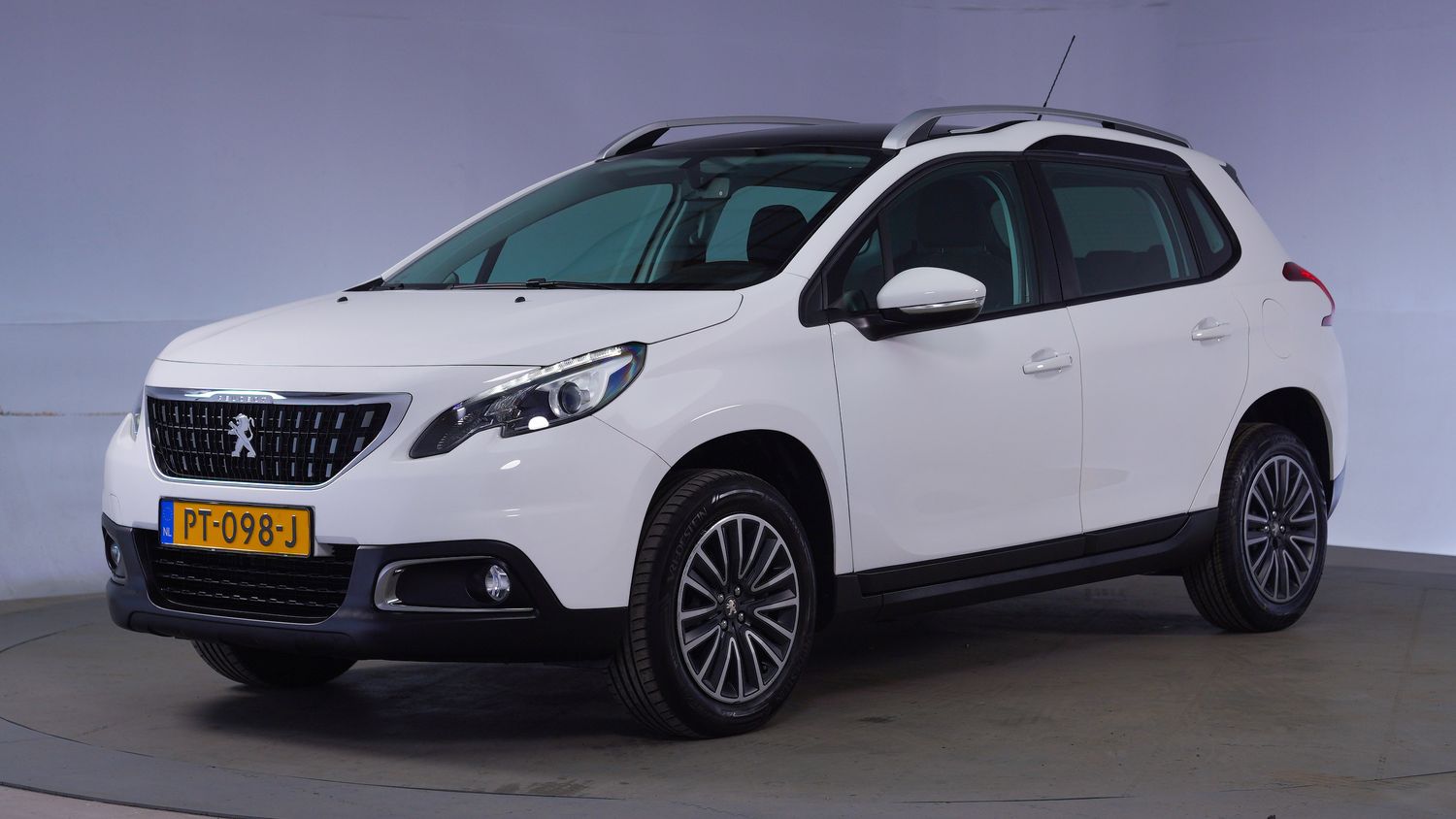 Peugeot 2008 SUV / Terreinwagen 2017 PT-098-J 1