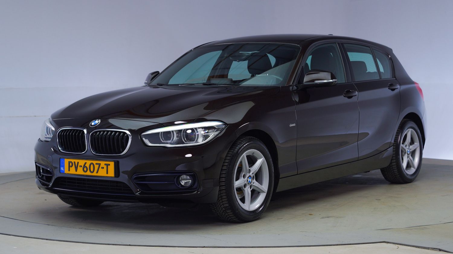 BMW 1-serie Hatchback 2017 PV-607-T 1