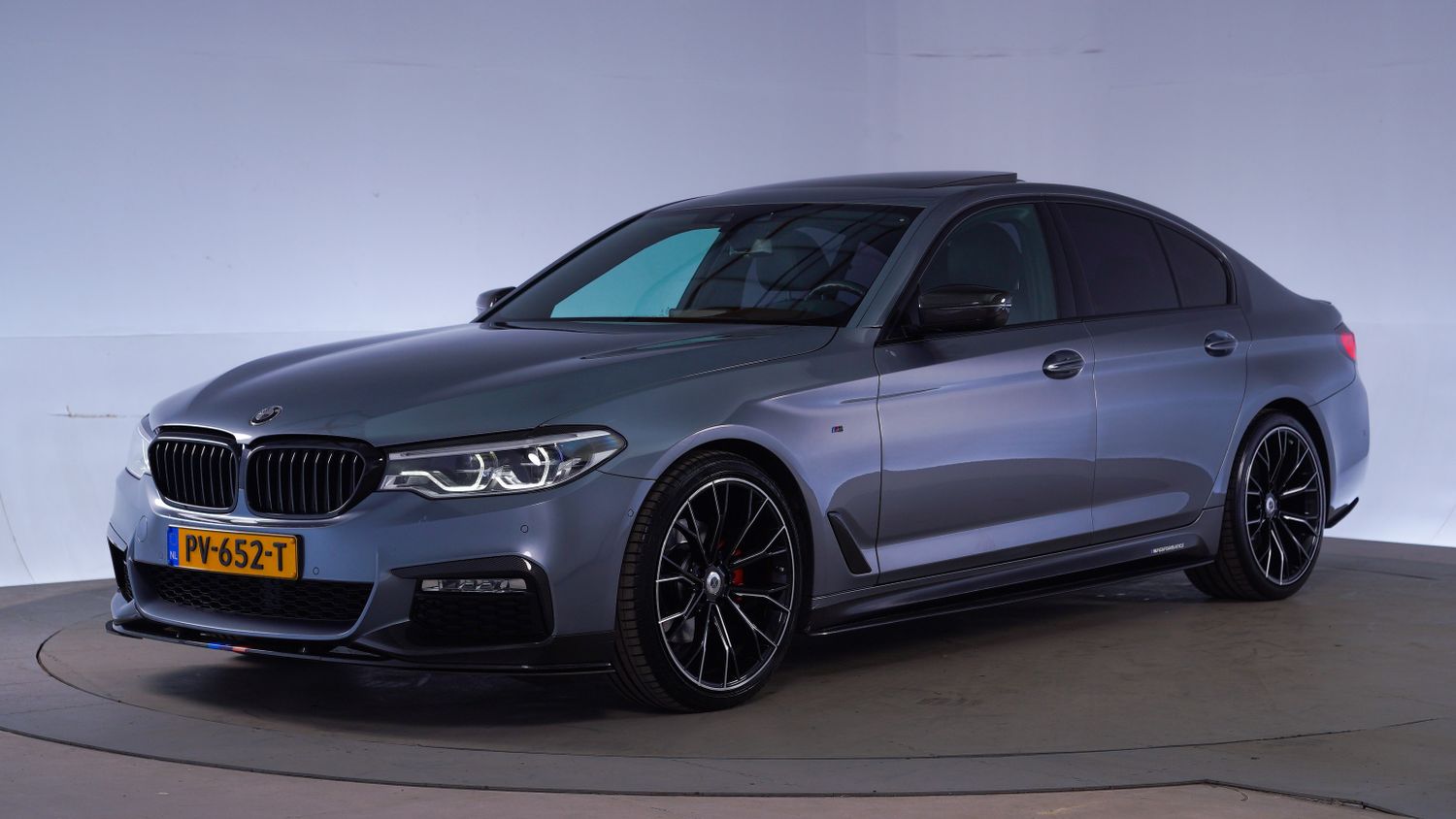 BMW 5-serie Sedan 2017 PV-652-T 1