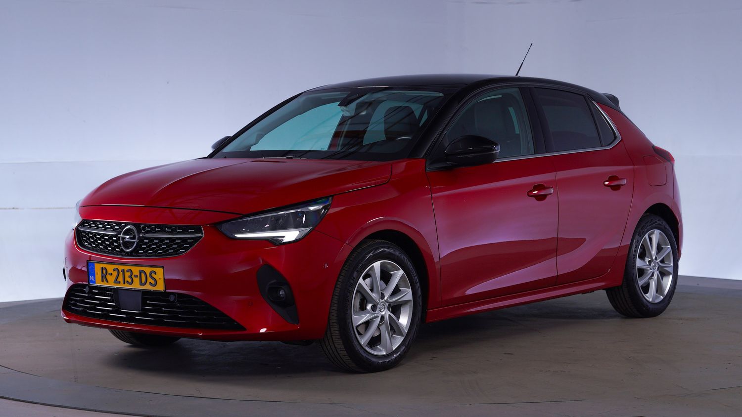 Opel Corsa Hatchback 2021 R-213-DS 1