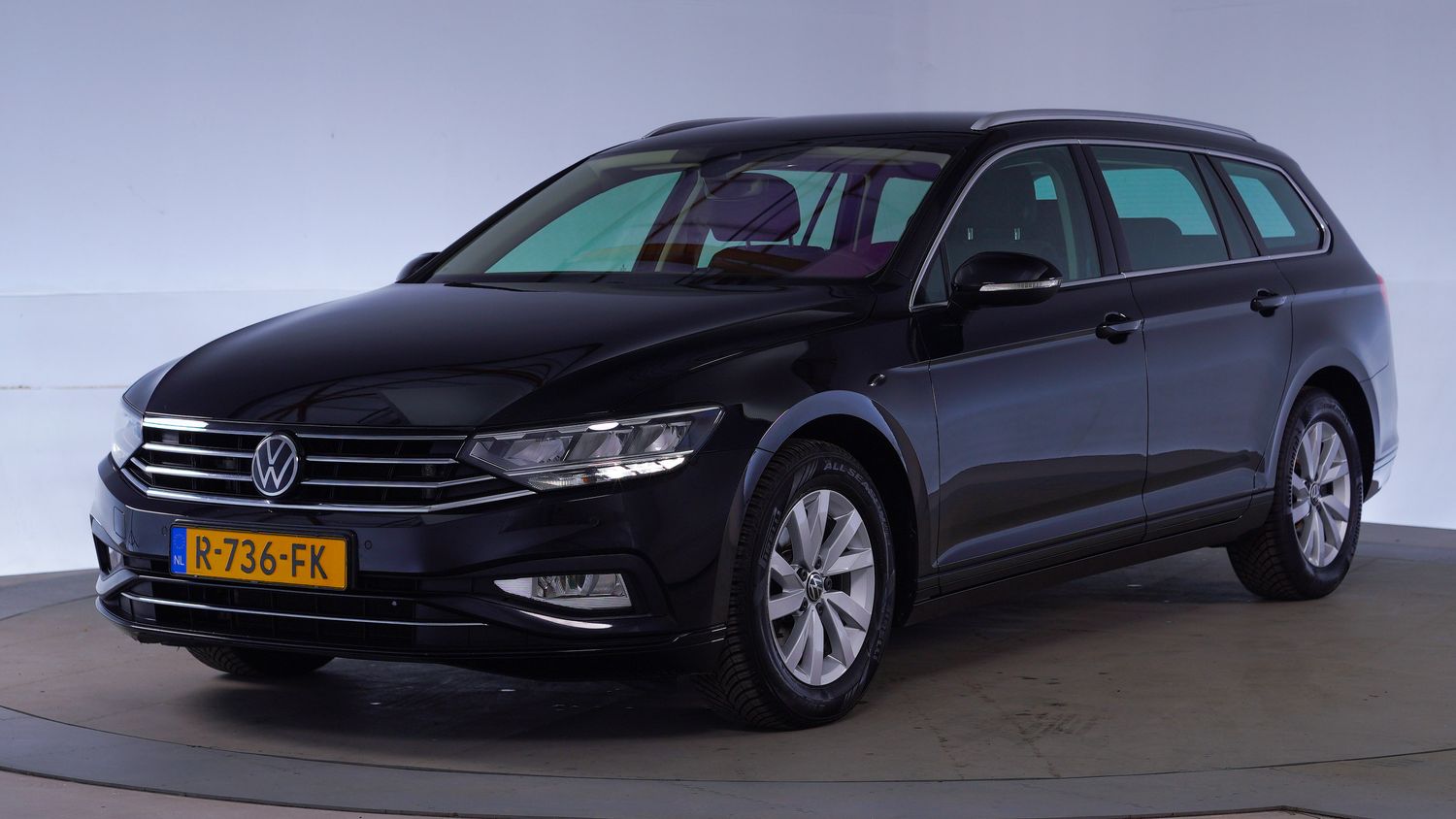 Volkswagen Passat Station 2022 R-736-FK 1