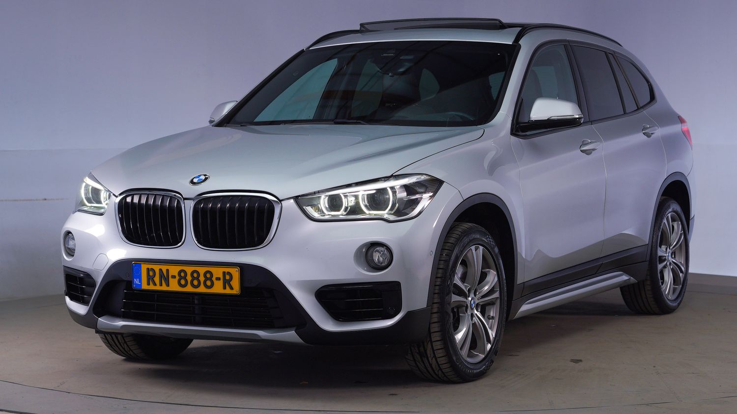 BMW X1 SUV / Terreinwagen 2018 RN-888-R 1