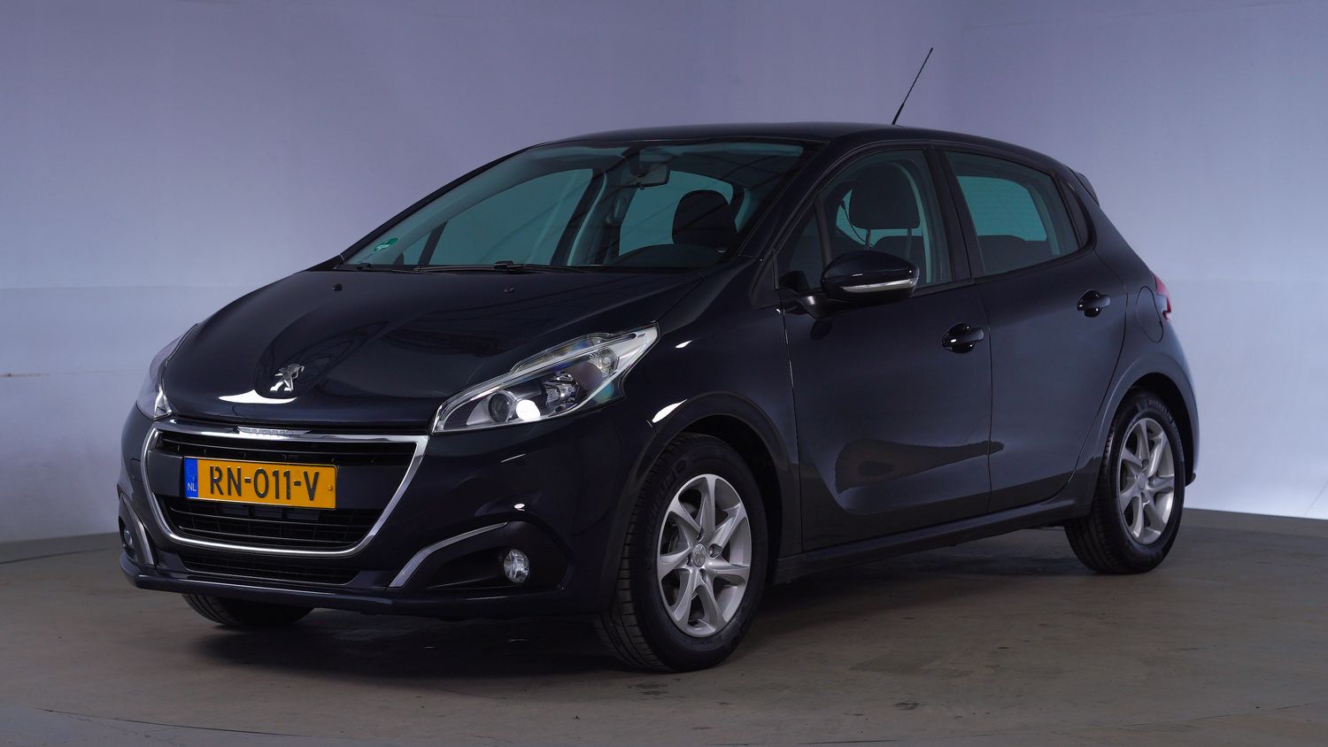 Peugeot 208 Hatchback 2018 RN-011-V 1