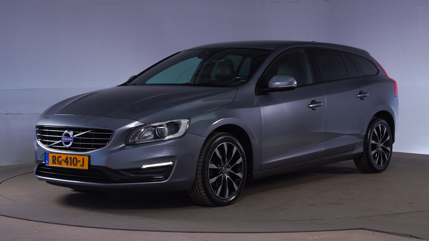 Volvo V60 Station 2017 RG-410-J 1