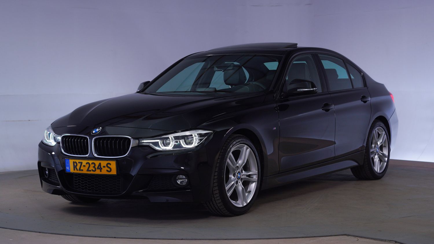 BMW 3-serie Sedan 2018 RZ-234-S 1