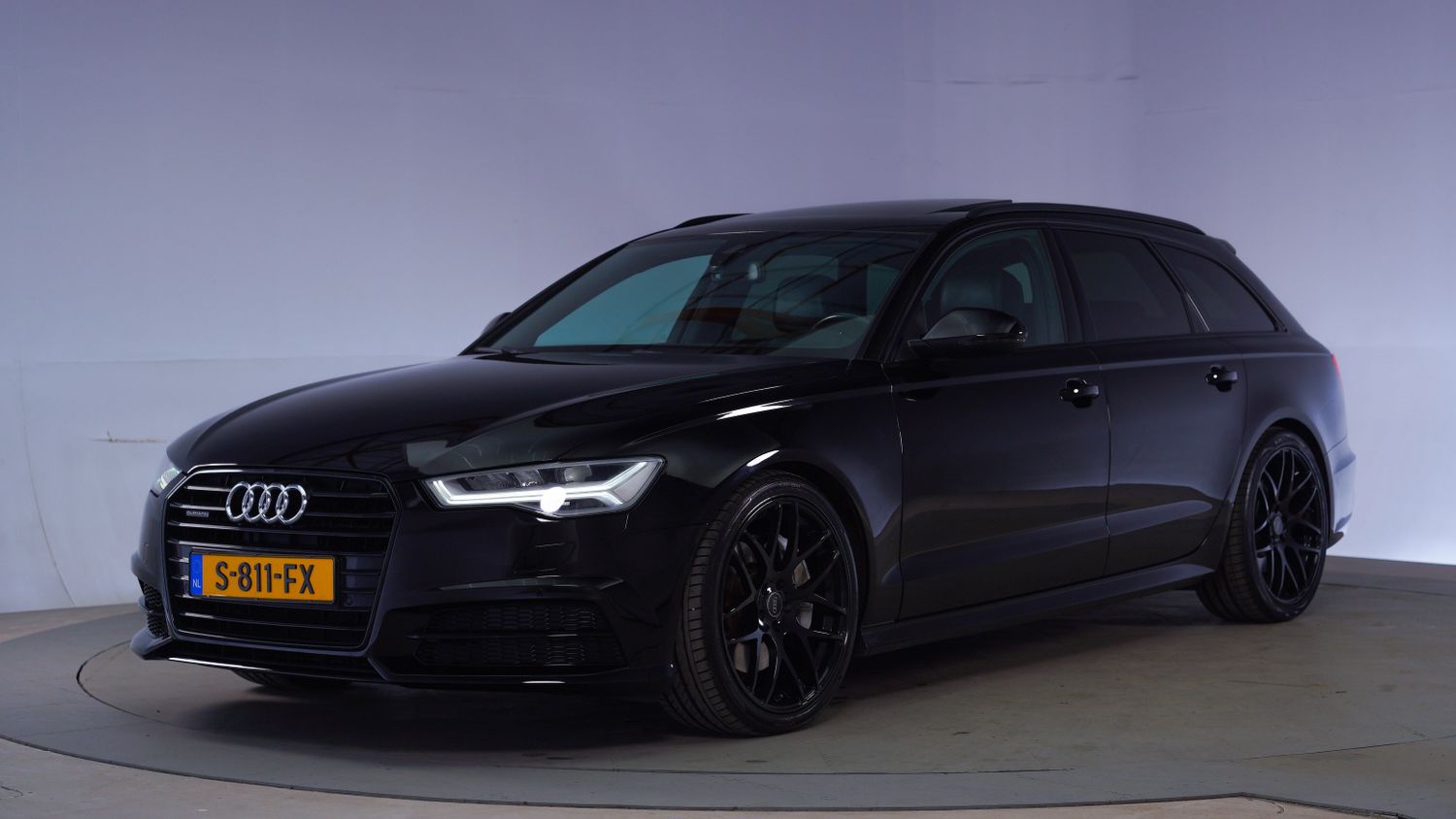 Audi A6 Station 2015 S-811-FX 1