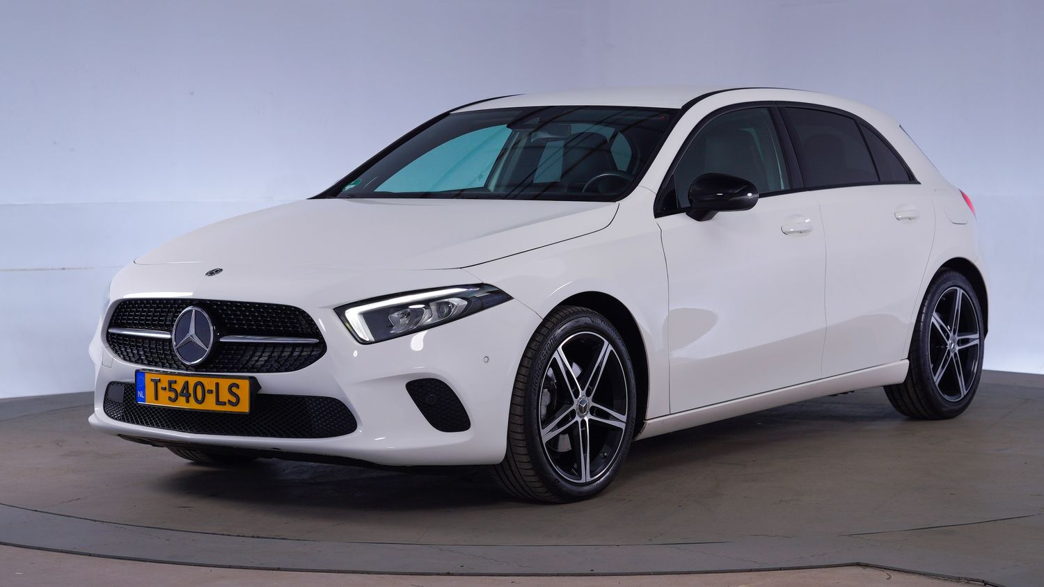 Mercedes-Benz A-klasse Hatchback 2018 T-540-LS 1