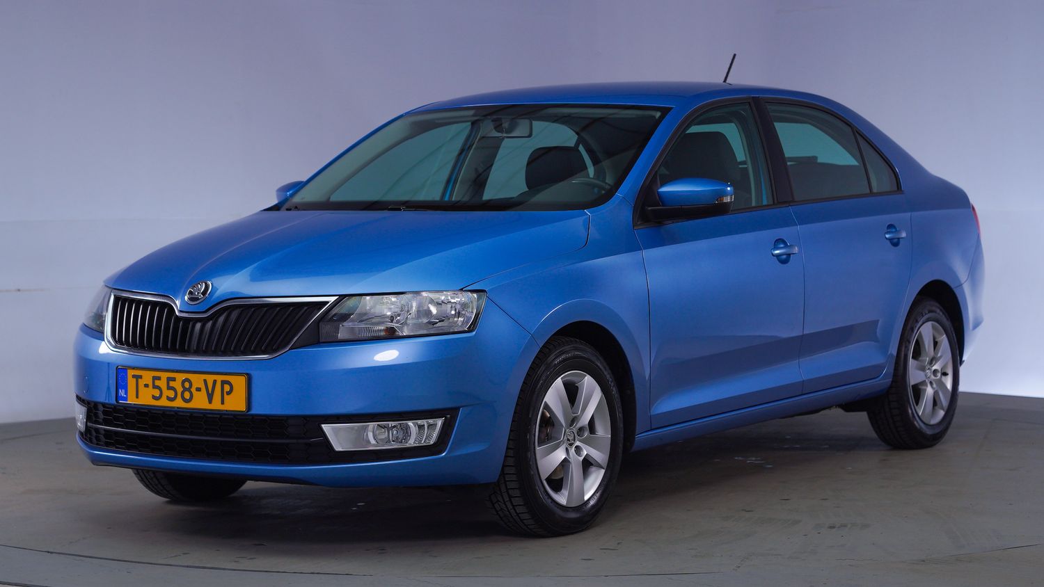 Skoda Rapid Station 2017 T-558-VP 1