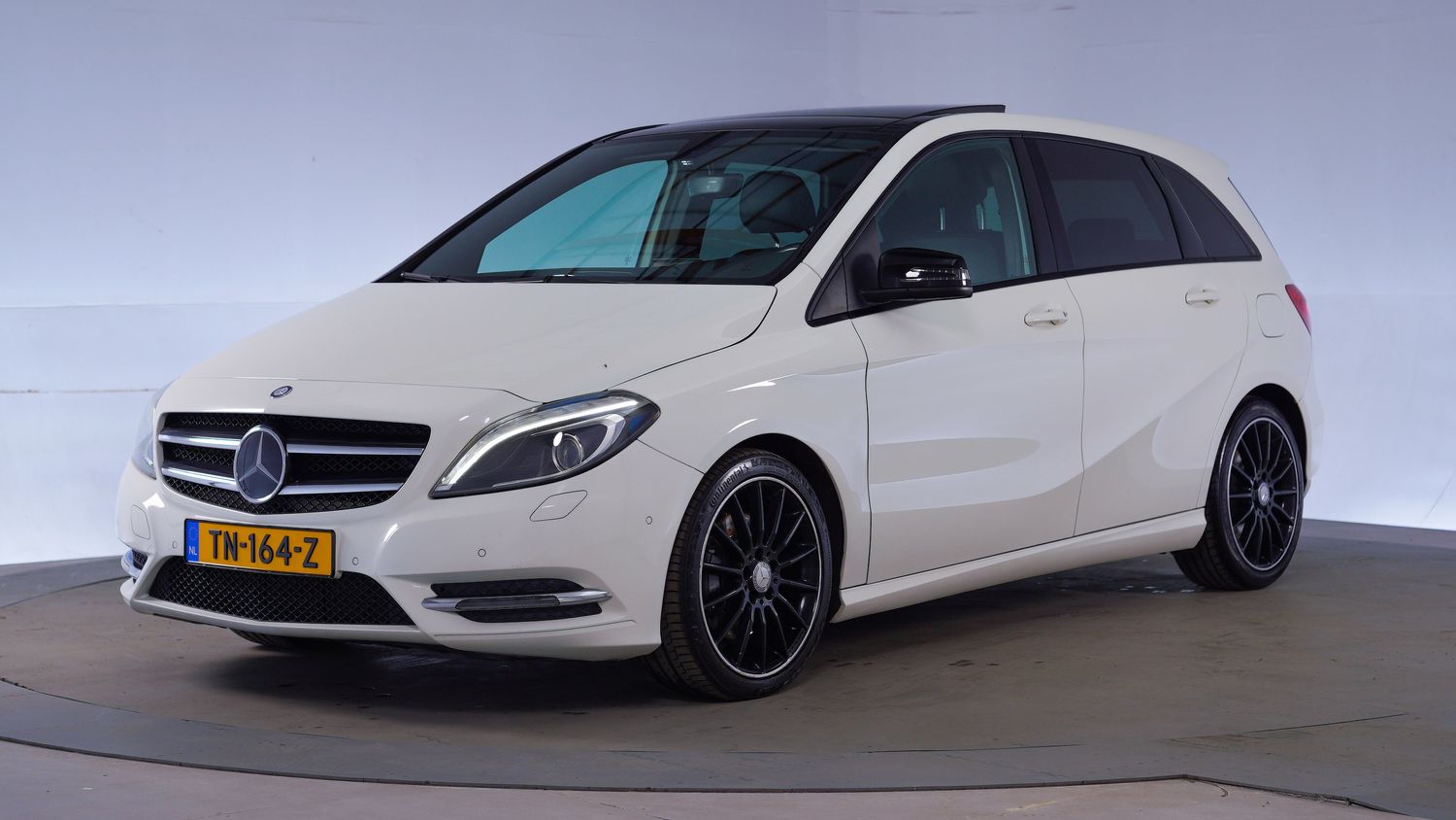 Mercedes-Benz B-klasse MPV 2014 TN-164-Z 1