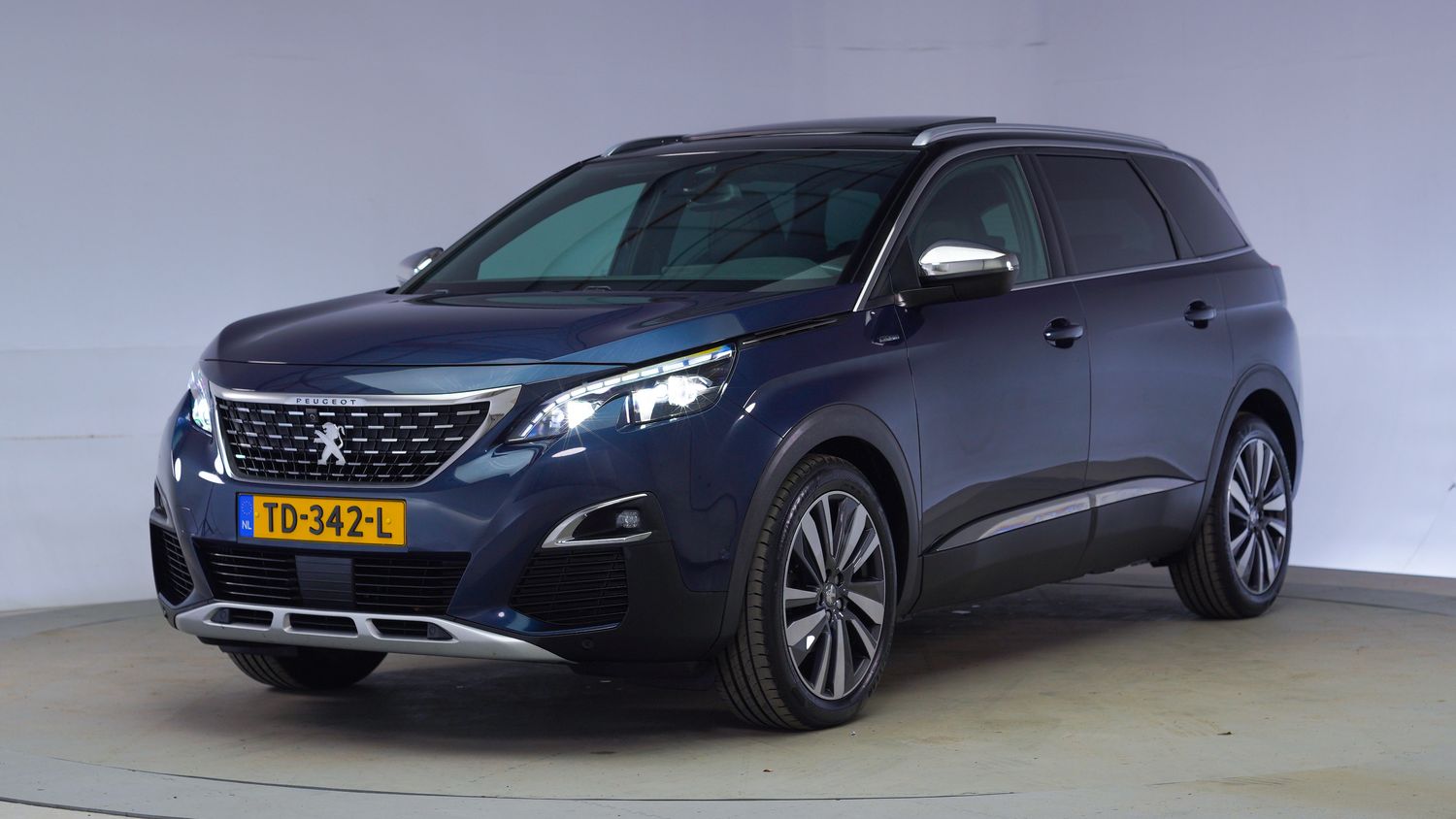 Peugeot 5008 SUV / Terreinwagen 2018 TD-342-L 1