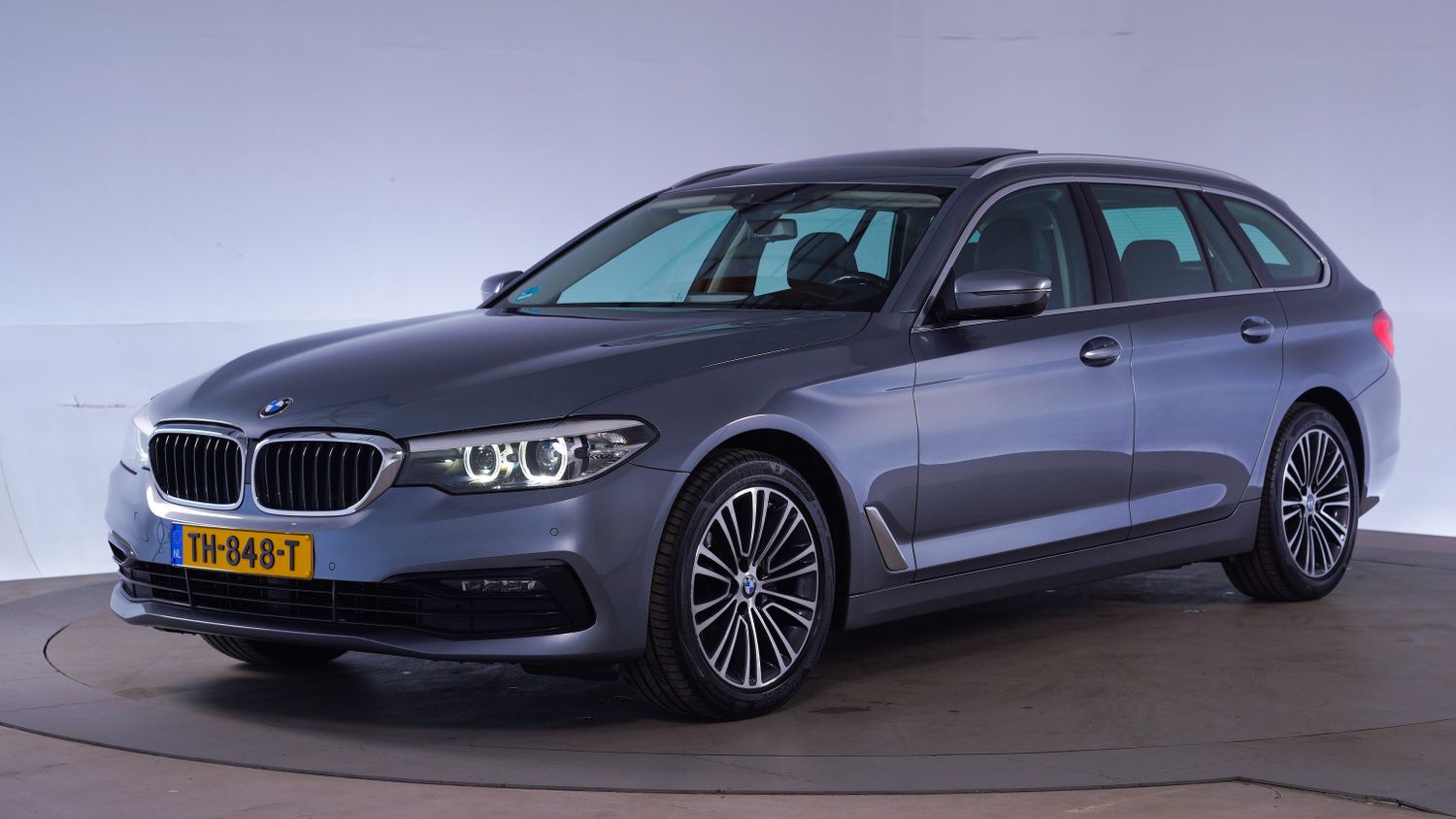 BMW 5-serie Station 2018 TH-848-T 1