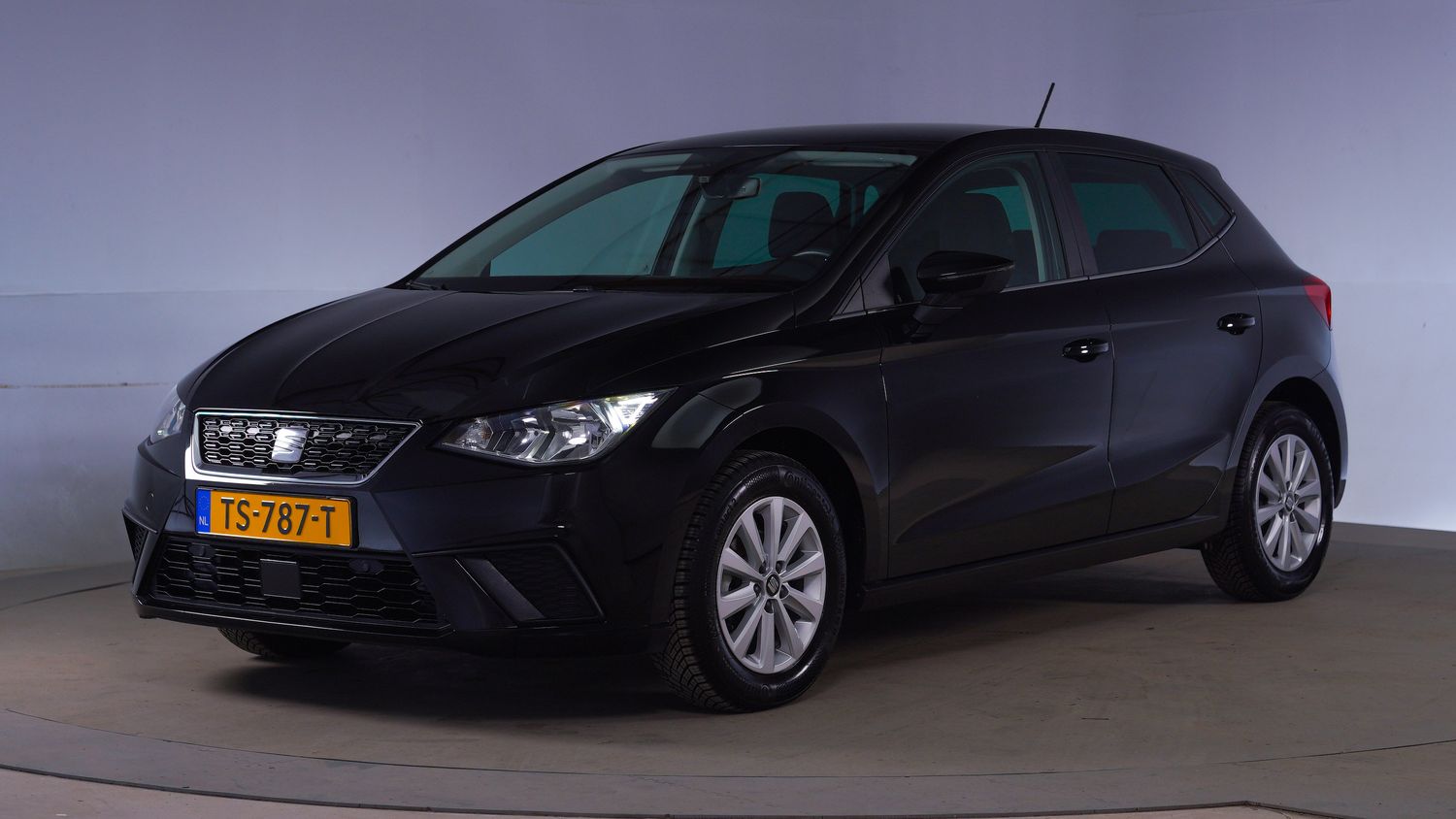 Seat Ibiza Hatchback 2018 TS-787-T 1