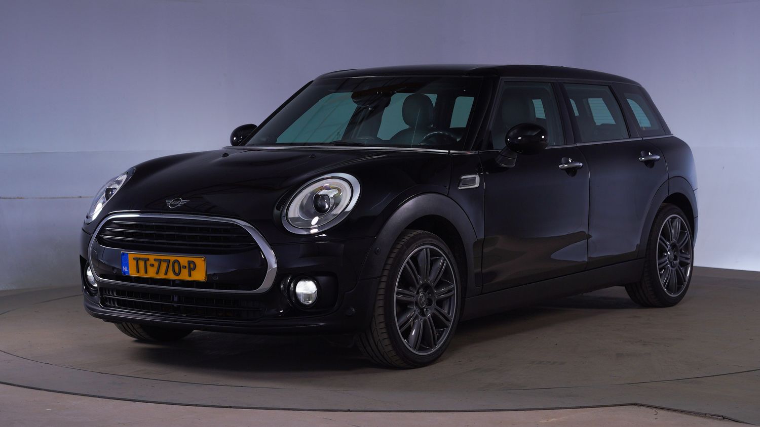 Mini Clubman Station 2018 TT-770-P 1