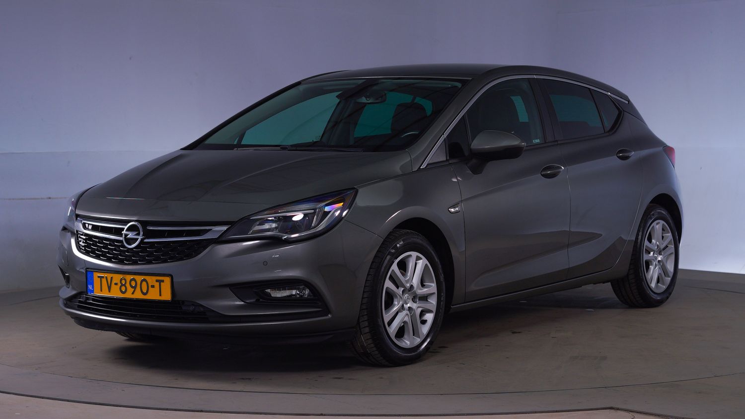 Opel Astra Hatchback 2018 TV-890-T 1