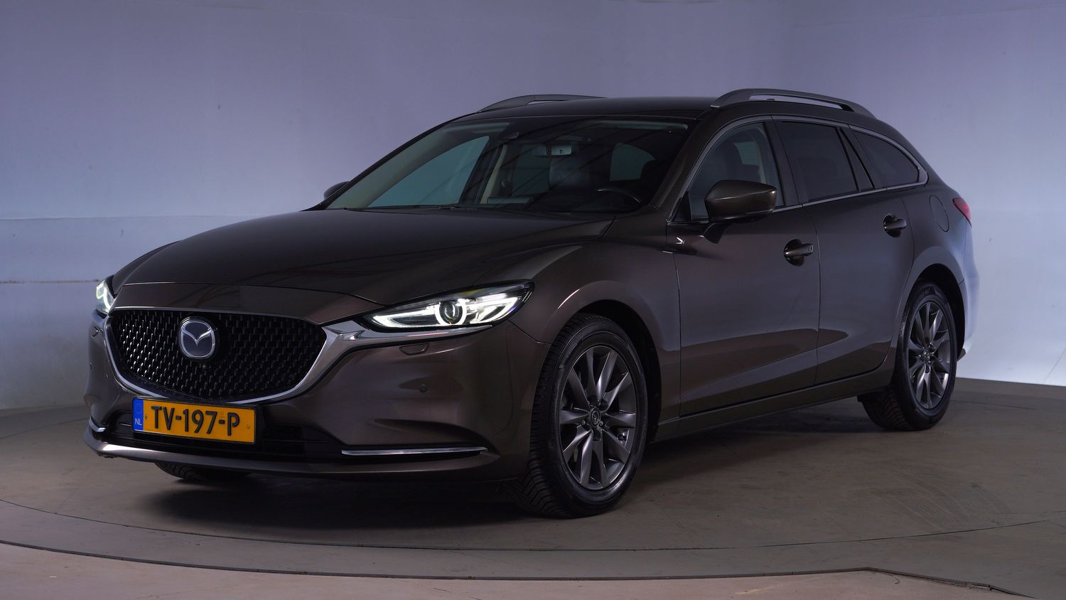 Mazda 6 Station 2018 TV-197-P 1