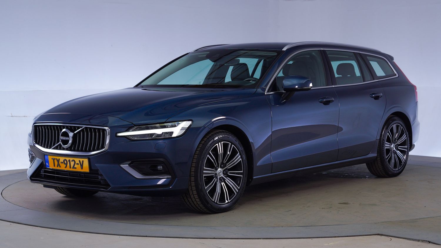 Volvo V60 Station 2018 TX-912-V 1