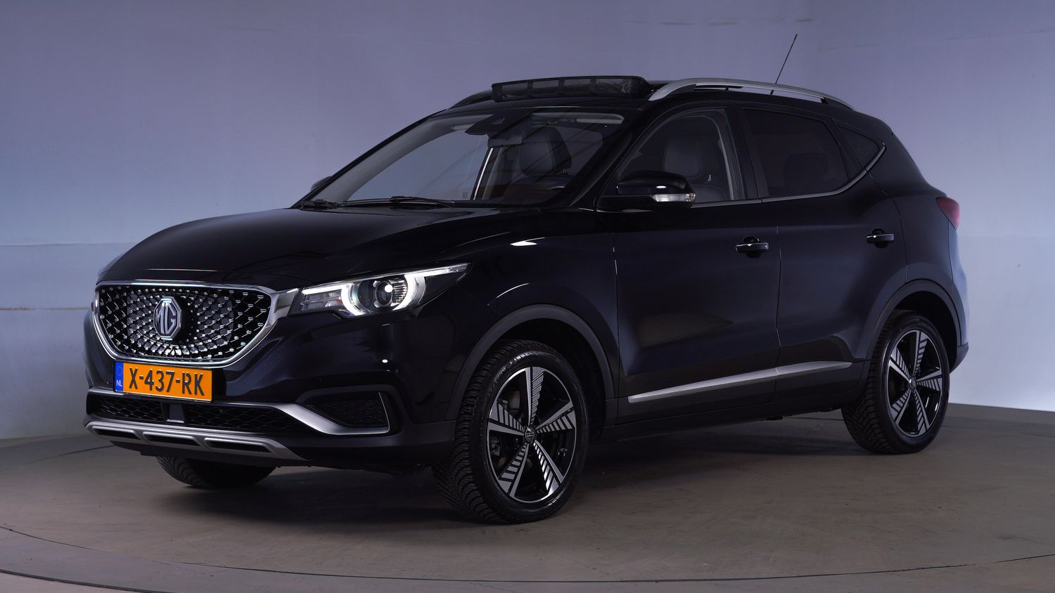 MG ZS SUV / Terreinwagen 2021 X-437-RK 1