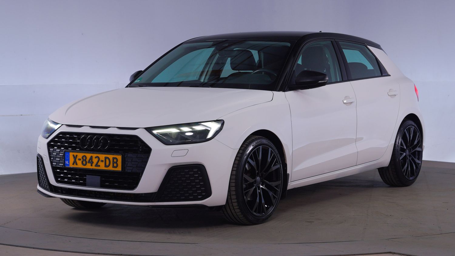 Audi A1 Hatchback 2019 X-842-DB 1