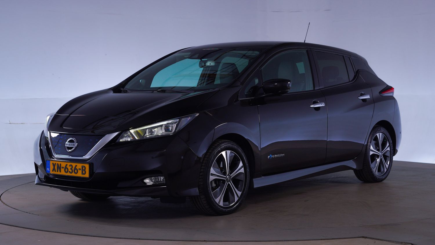 Nissan Leaf Hatchback 2019 XN-636-B 1