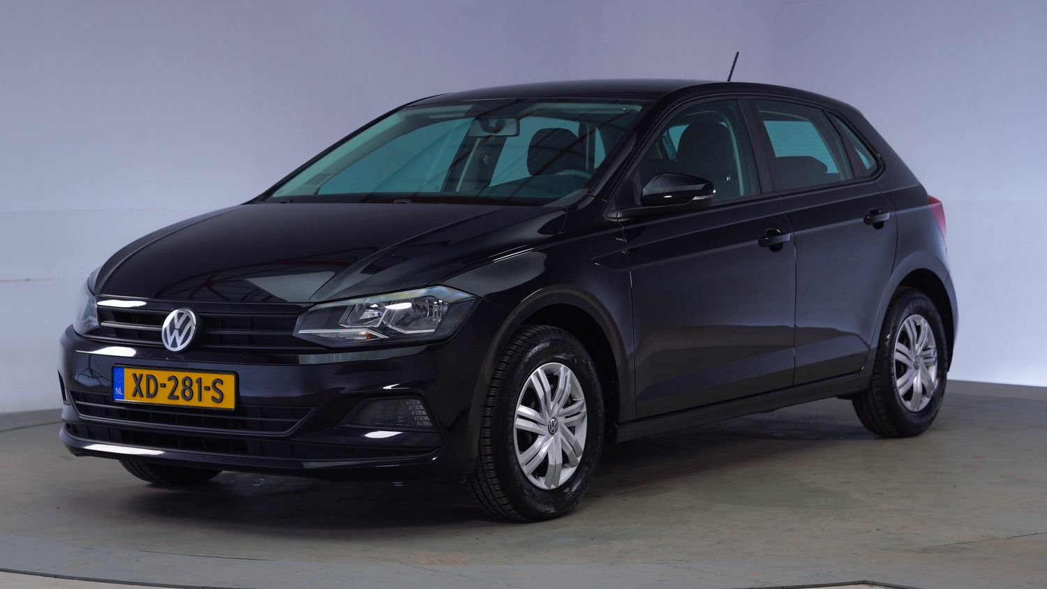 Volkswagen Polo Hatchback 2018 XD-281-S 1