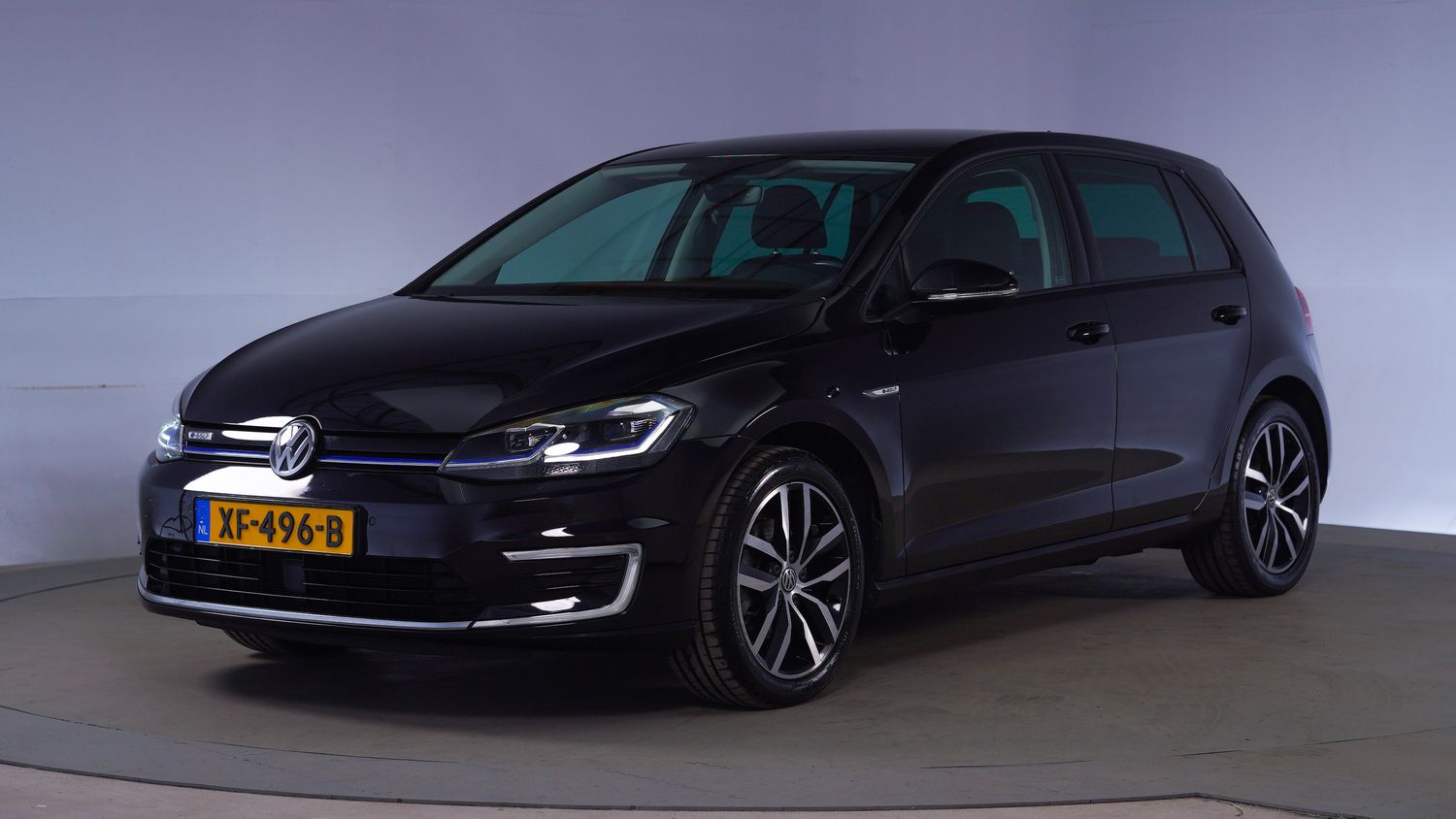 Volkswagen e-Golf Hatchback 2019 XF-496-B 1