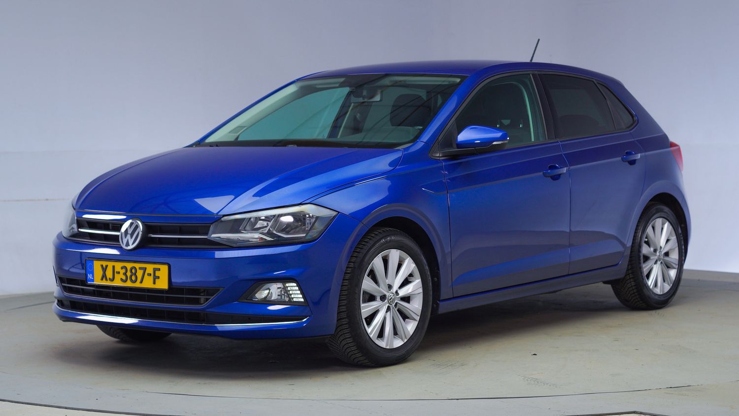 Volkswagen Polo Hatchback 2019 XJ-387-F 1