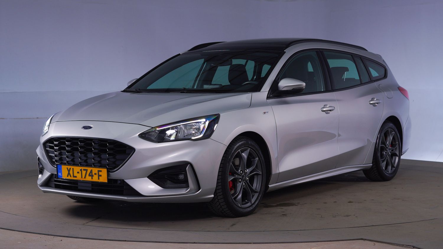 Ford Focus Station 2019 XL-174-F 1