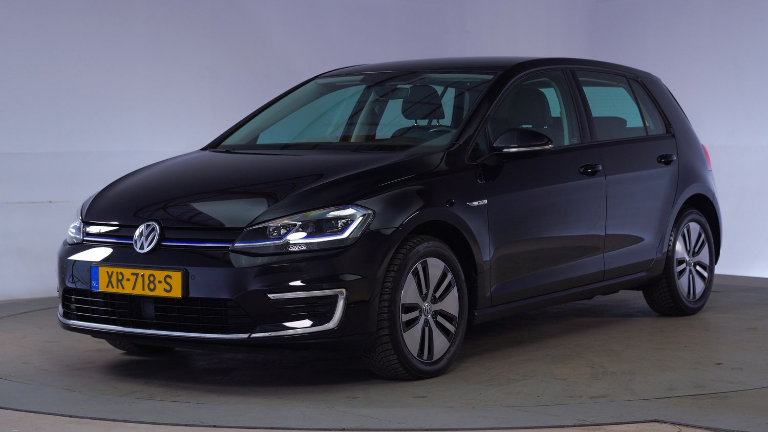 Volkswagen e-Golf Hatchback 2019 XR-718-S 1