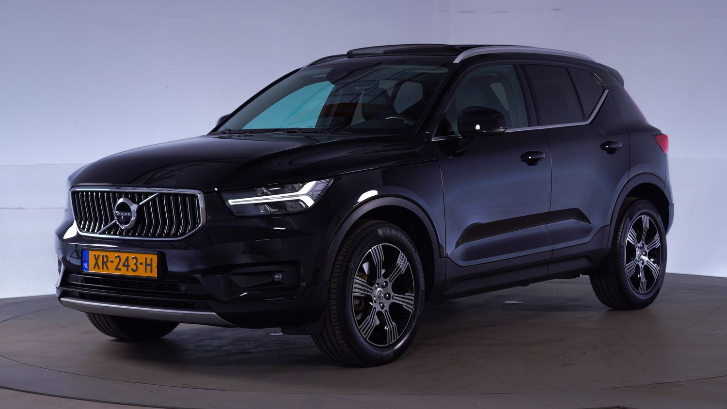 Volvo XC40 SUV / Terreinwagen 2019 XR-243-H 1