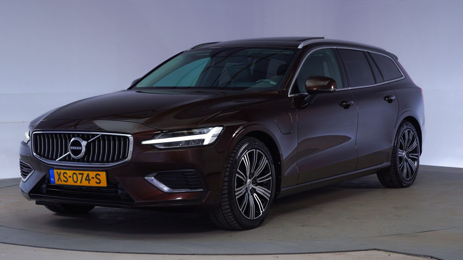 Volvo V60 Station 2019 XS-074-S 1