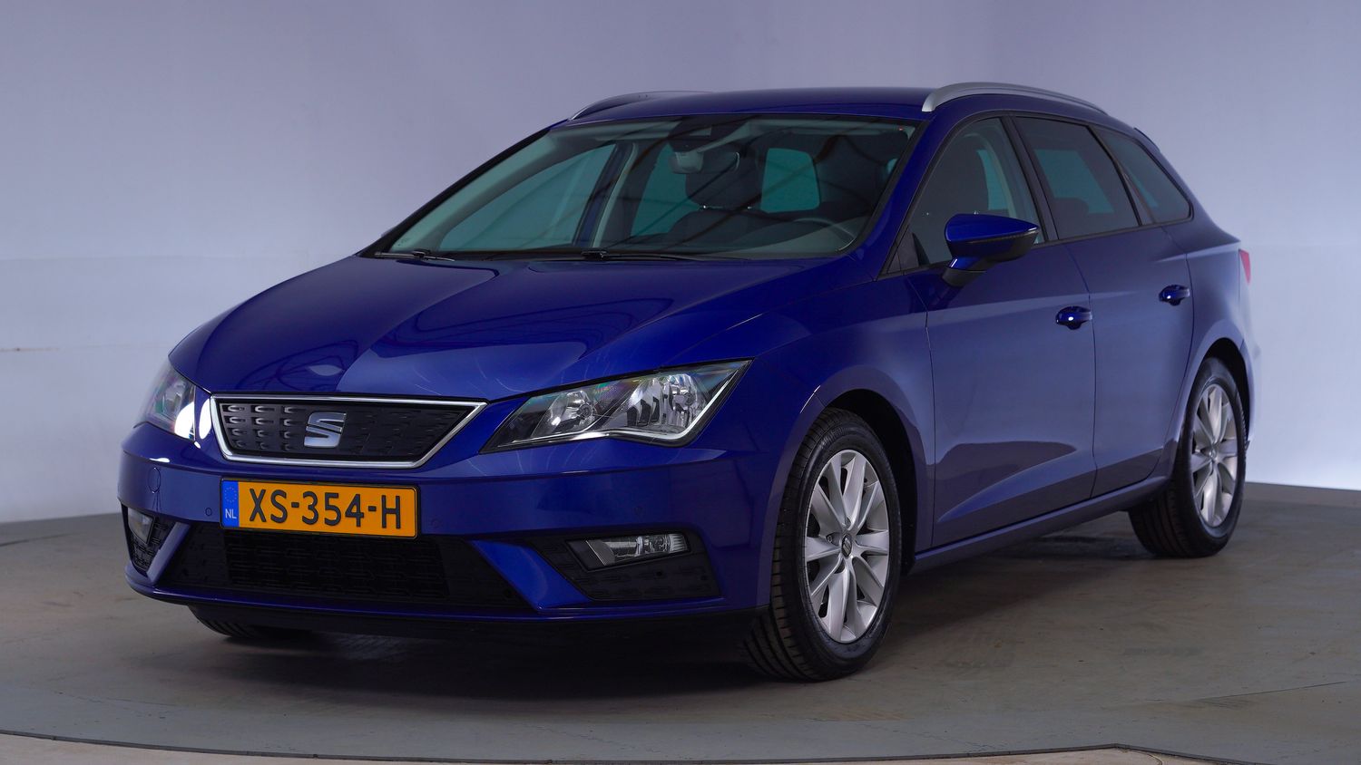 Seat Leon Station 2019 XS-354-H 1