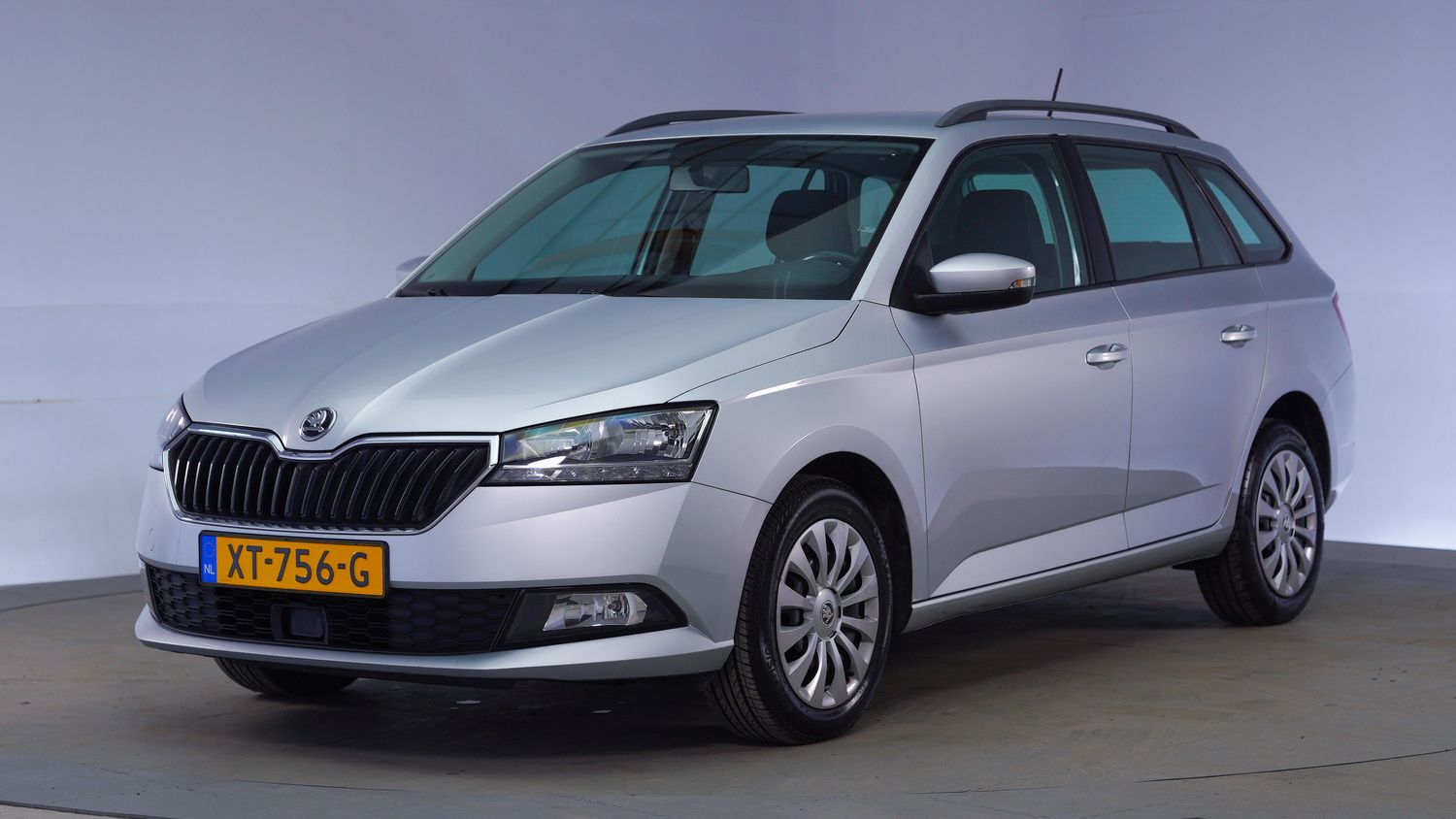 Skoda Fabia Station 2019 XT-756-G 1