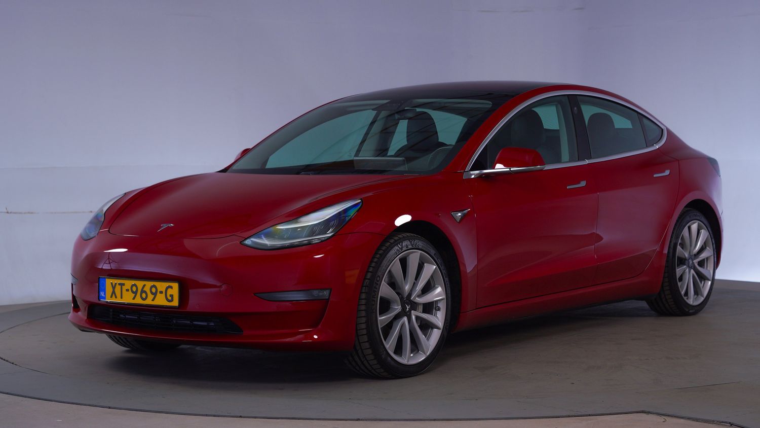 Tesla Model 3 Hatchback 2019 XT-969-G 1