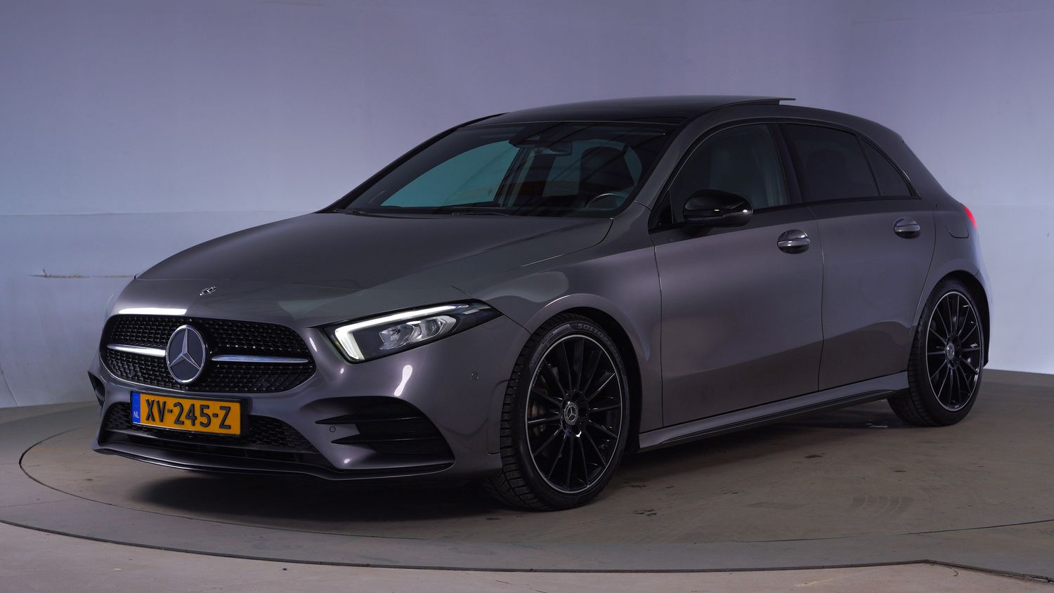 Mercedes-Benz A-klasse Hatchback 2019 XV-245-Z 1