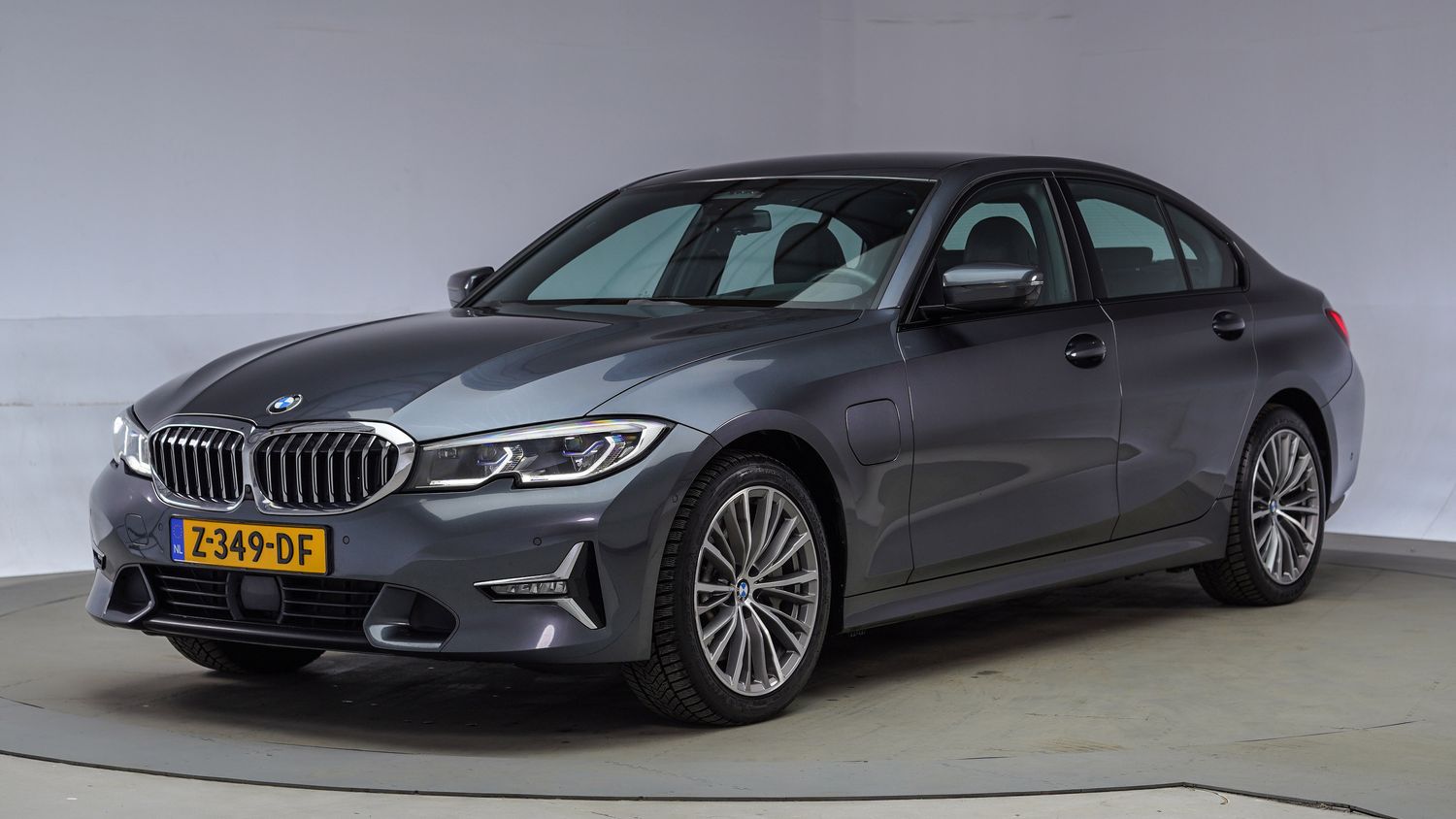 BMW 3-serie Sedan 2020 Z-349-DF 1