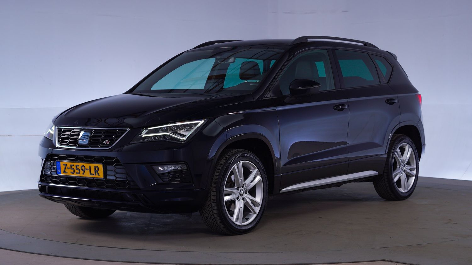 Seat Ateca MPV 2020 Z-559-LR 1