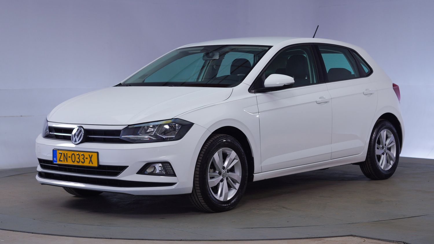 Volkswagen Polo Hatchback 2019 ZN-033-X 1